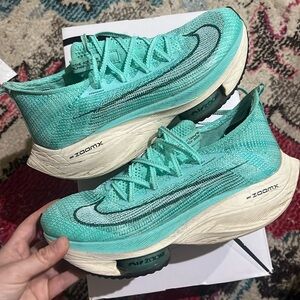 Nike Air Zoom Alphafly Next% Men’s 6 / Women’s 7.5